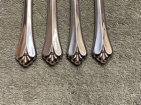 Oneida Royal Flute Community Stainless Flatware Set Of Dinner Knives