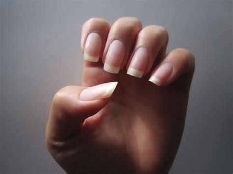 How To Grow Beautiful And Healthy Nails Naturally Healthy Nails Long