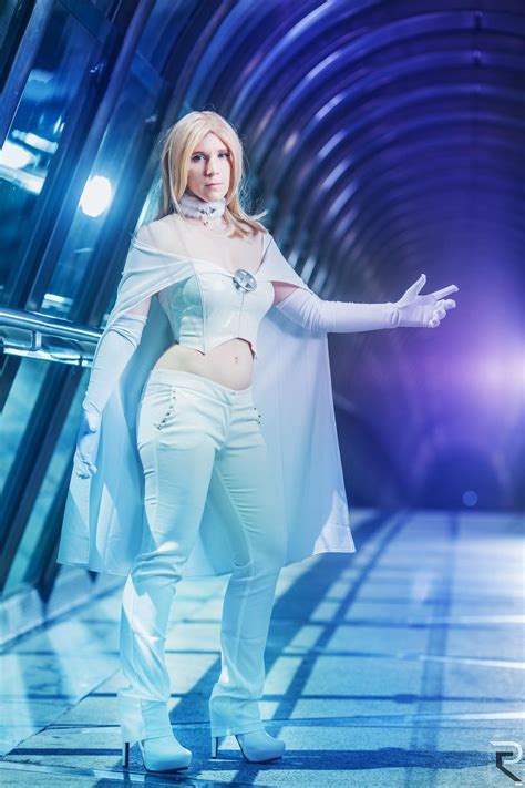 White Queen Emma Frost X Men By Erzelia On Deviantart