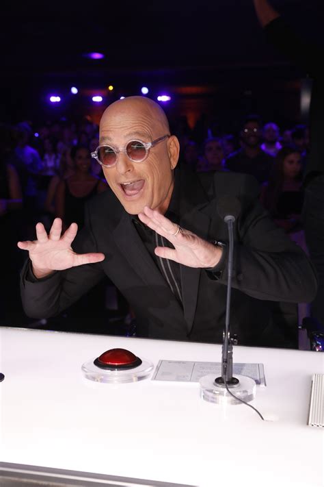 AGT Fans Think Howie Mandel Looks Unrecognizable With Creepy Change