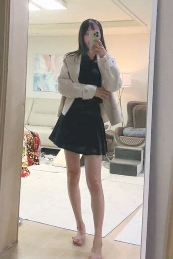 Eunzel ASMR Eunbar Eunzel Leaked Nude OnlyFans ShemaleLeaks