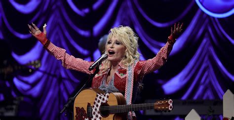 Dolly Parton Is Creating A Secret Album And It S Massive According To