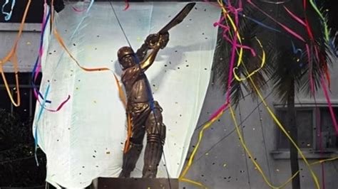 Grand Statue Of Bharat Ratna Sachin Tendulkar Unveiled At Mumbais