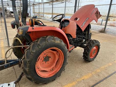 Kubota L3200 Tractors Less Than 40 Hp For Sale Tractor Zoom