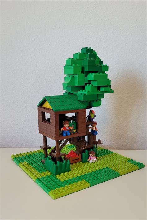 Tree House Baumhaus Built Of Lego Duplo Bricks Lego Baumhaus