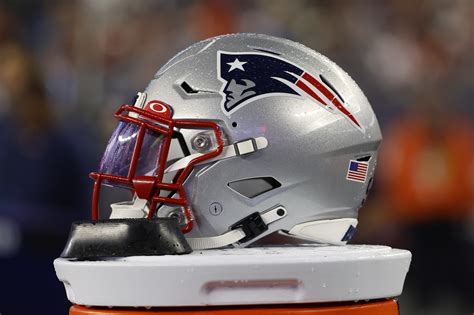 Patriots coach blew up at personnel exec, not expected to return (report)