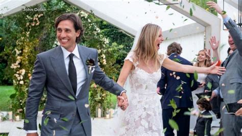 Gwyneth Paltrow Reveals She Doesnt Live With Husband Brad Falchuk Full