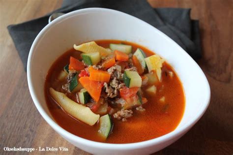 Oksekødssuppe med hakket oksekød La Dolce Vita mit middelhavskøkken