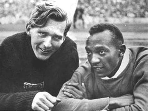 Enormio Jesse Owens Y Lutz Long Un Abrazo Que Hizo Historia Una