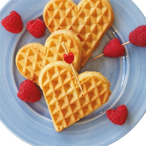 Heart Shaped Waffle Maker - Progress Cookshop