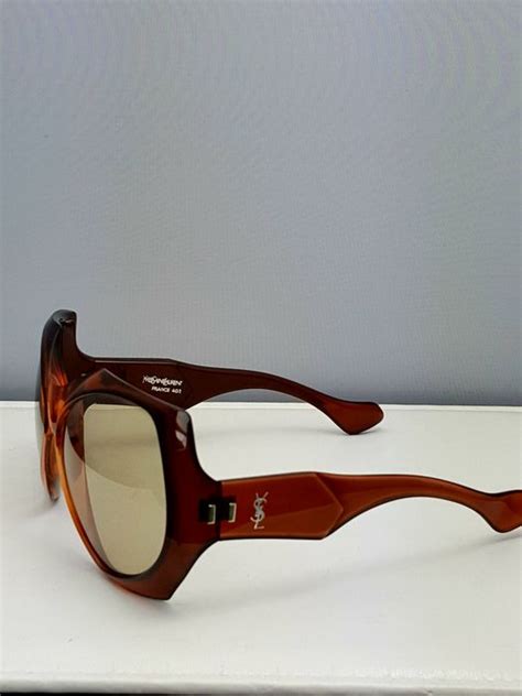 Yves Saint Laurent – Sunglasses – Women's - Catawiki