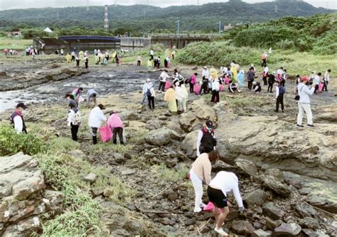 禮敬大自然讓地球休養生息 靈鷲山護法會淨灘致敬海洋保護海岸生態