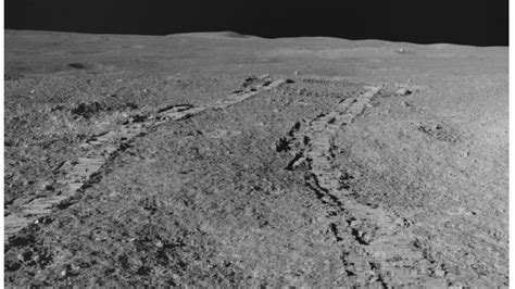 India's Chandrayaan-3 takes the moon's temperature near lunar south ...