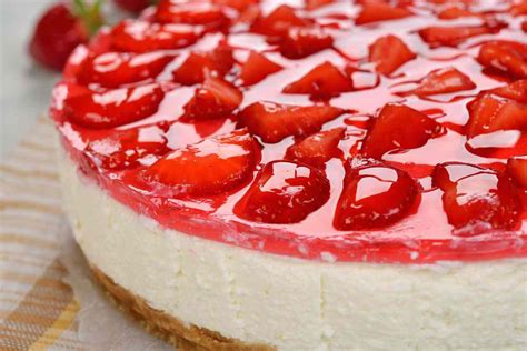 Cheesecake alle fragole una delizia che ti conquisterà fin dal primo