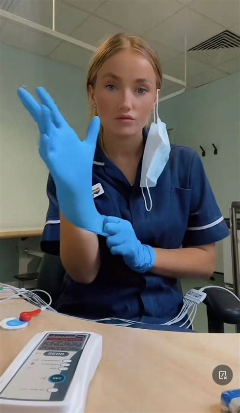 Modern Maternity Surgical Gloves Beautiful Nurse Blue Gloves Latex