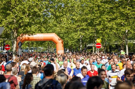 Badische Meile Der Traditionslauf In Karlsruhe Ber Km