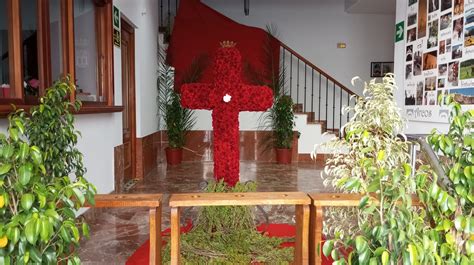 Las Cruces De Mayo Visten De Colorido Nuestros Patios Y Calles Radio