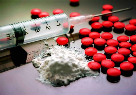 Amphetamine Addiction: Signs, Symptoms and Treatment