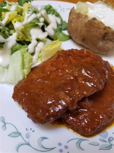 Easy Crockpot Cubed Steak Lou Lou Girls