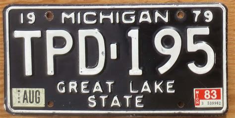 1983 Michigan Vg Automobile License Plate Store Collectible License