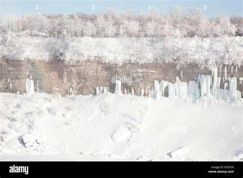 niagara falls american falls in winter Stock Photo - Alamy