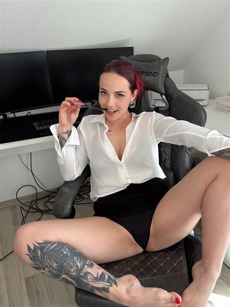 Follow To See My New Hot Video 9 Nude Pics XHamster
