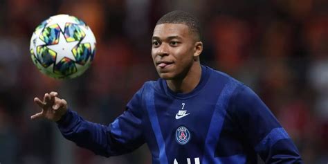 Wechselt PSG Star Kylian Mbappé bald zu Real Madrid