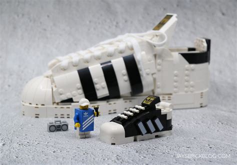 Review: LEGO 40468 Mini Adidas Superstar (gift with purchase) - Jay's ...