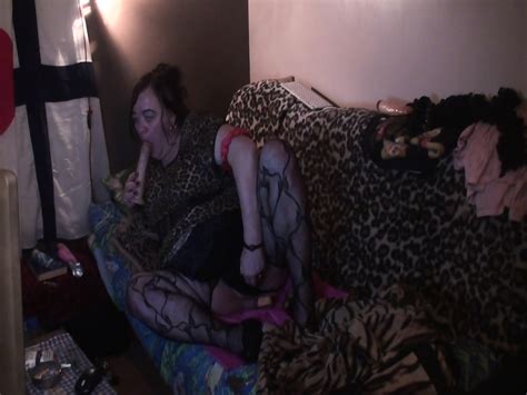 Slut Rosa Tryouts In A Sex Chat