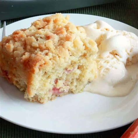 German Rhubarb Streusel Cake The Daring Gourmet