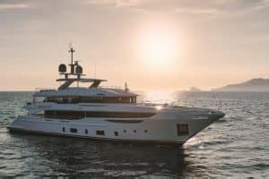 11 of the Best Luxury Boat Brands