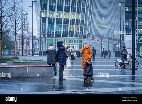 Russia, Moscow. People on city street Stock Photo - Alamy