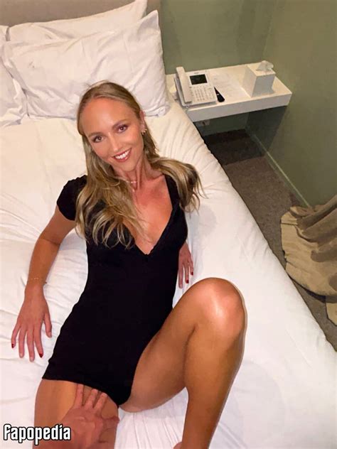 Annie Knight Nude OnlyFans Leaks Photo Fapopedia