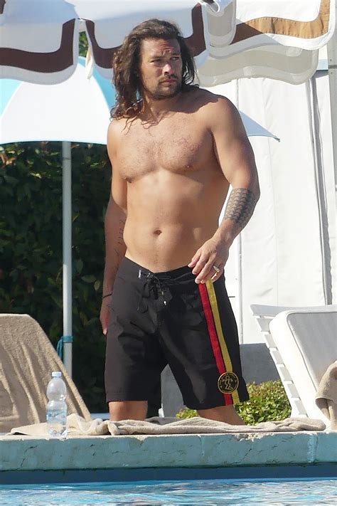 44 Pictures Of Jason Momoa Looking Hot AF To Celebrate His 44th