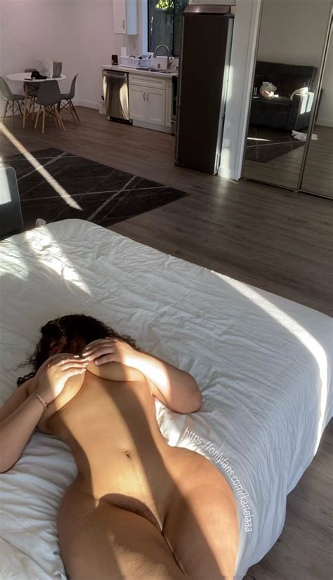 Would You Cum On My Tits Scrolller