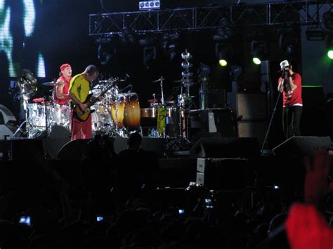Red Hot Chili Peppers Esse Click Rolou No Rock In Rio Uma Das Noites Especiais
