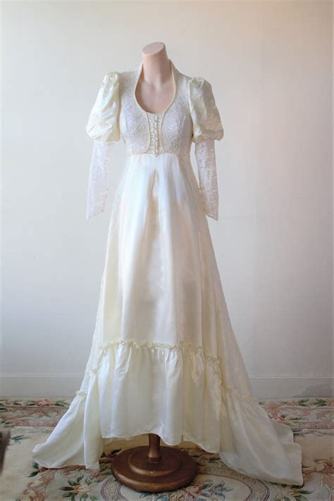 GUNNE SAX Romantic Renaissance Bridal Collection Wedding Gown Country