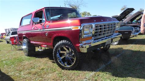 The Keeper S Babe Of The Day Page Of Cool Cars Sick Jokes And Hot Babes What