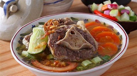 Resep Sop Buntut Sederhana Untuk Hidangan Keluarga Di Akhir Pekan