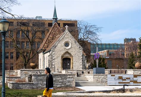 French Mass at St. Joan of Arc Chapel, April 27 | Marquette Today