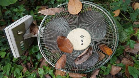 Restoring Old Rusty Table Fan Restore Antique Fan Old And Rusty