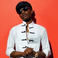 Essence (Feat. Tems) - Wizkid - VAGALUME