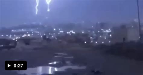 Lightning Strikes The Clock Tower In Mecca Saudi Arabia 9GAG