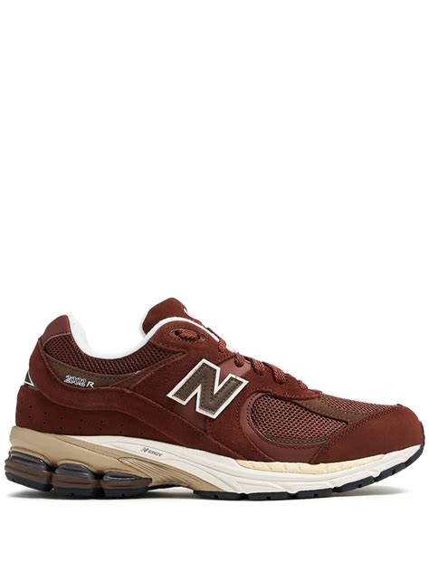 New Balance 2002 Sneakers | Brown | FARFETCH QA