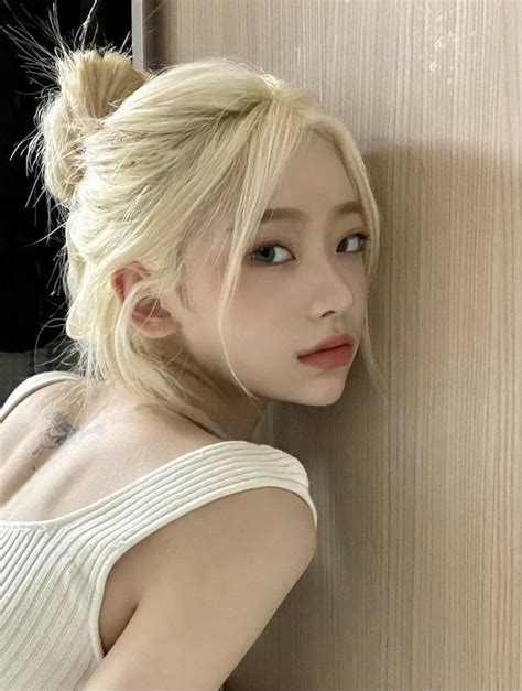 Hyunjin Blonde Hair Korean Short Hair Styles Hair Color