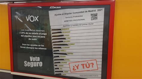 Vox Cuelga Carteles En El Metro De Madrid Para Difundir El Bulo De Que