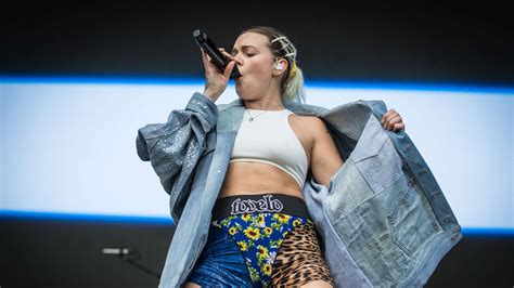 Tove Lo Ramte NorthSide Med Charme Selvsikkerhed Og Masser Af Sex Koncert