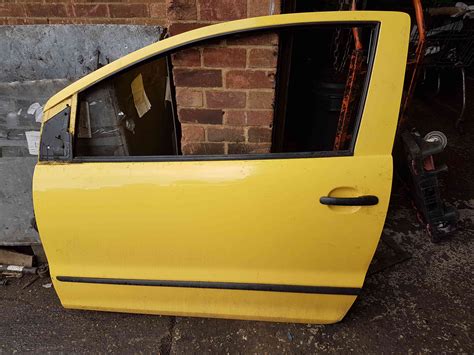 Volkswagen FOX 2005 2011 Passenger NSF Front Door Yellow Ly1c Store