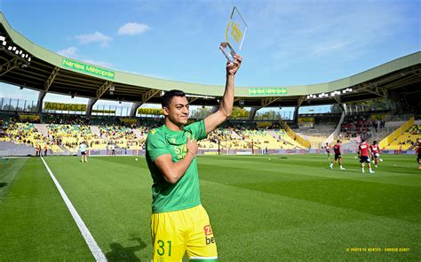 Fc Nantes Canari Du Mois By Iliane Mostafa Mohamed A Re U Son Troph E