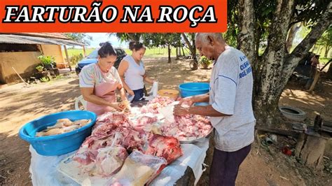 ALIMENTO CARO AQUI NA ROÇA TEMOS MUITA FARTURA ESCARNEANDO E FRITANDO